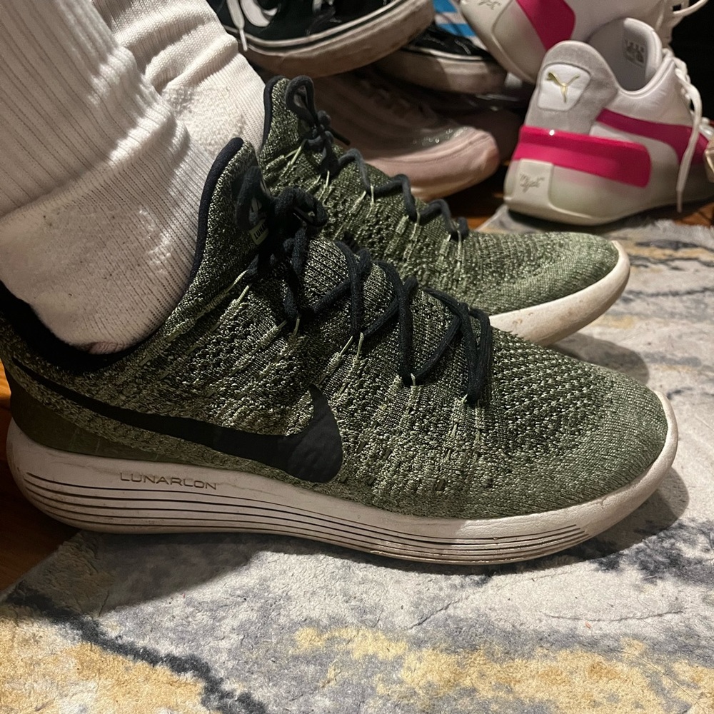 NIKE FLYNIT LUNAREPIC 2